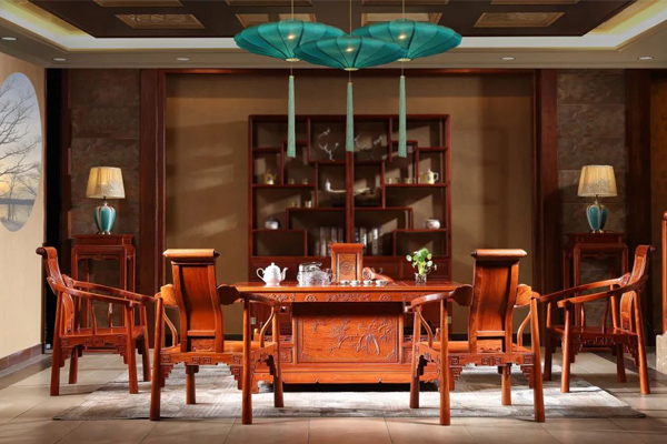 雅宋紅木：長方形迎福茶臺